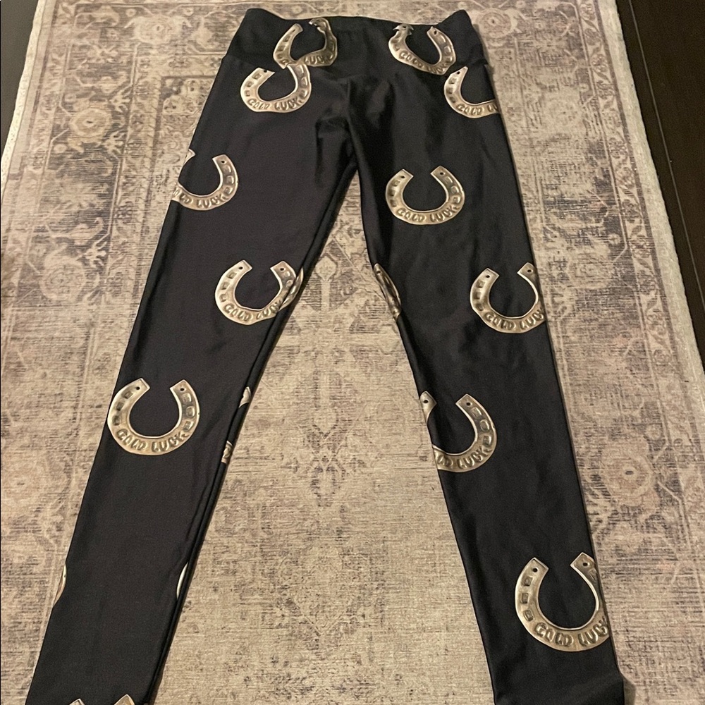 Goldsheep Black Leggings with Gold Horseshoe Print